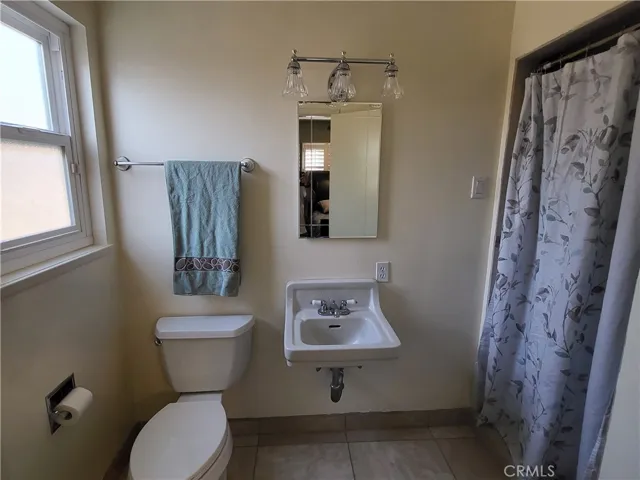 218 E Ralston Avenue, San Bernardino, California 92404