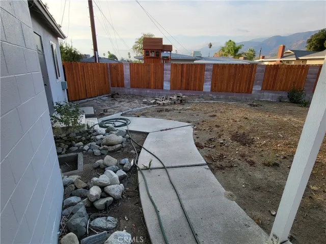 218 E Ralston Avenue, San Bernardino, California 92404