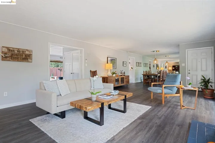 11303 Ettrick St, Oakland, California 94605