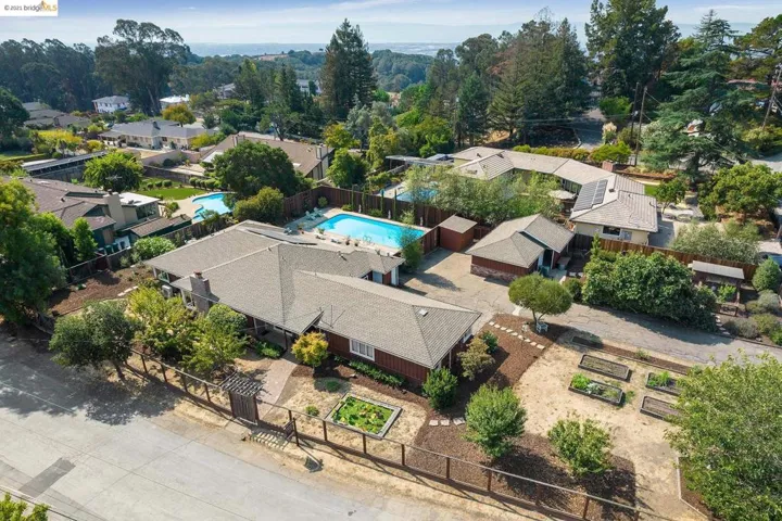 11303 Ettrick St, Oakland, California 94605