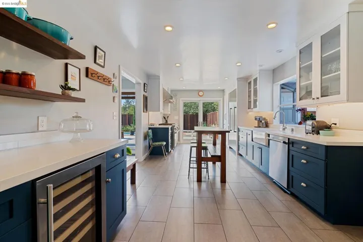 11303 Ettrick St, Oakland, California 94605