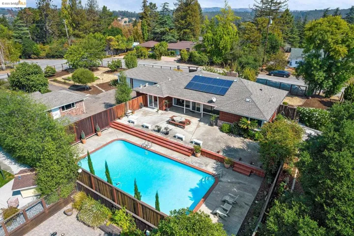 11303 Ettrick St, Oakland, California 94605