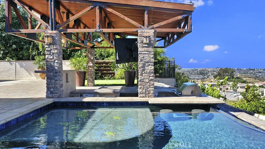 33522 Avenida Calita, San Juan Capistrano, California 92675
