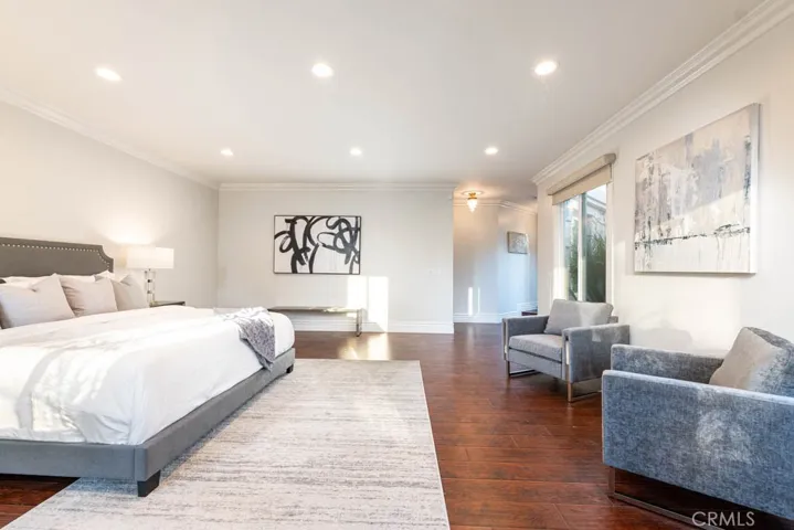 10650 Oakdale Avenue, Chatsworth, California 91311