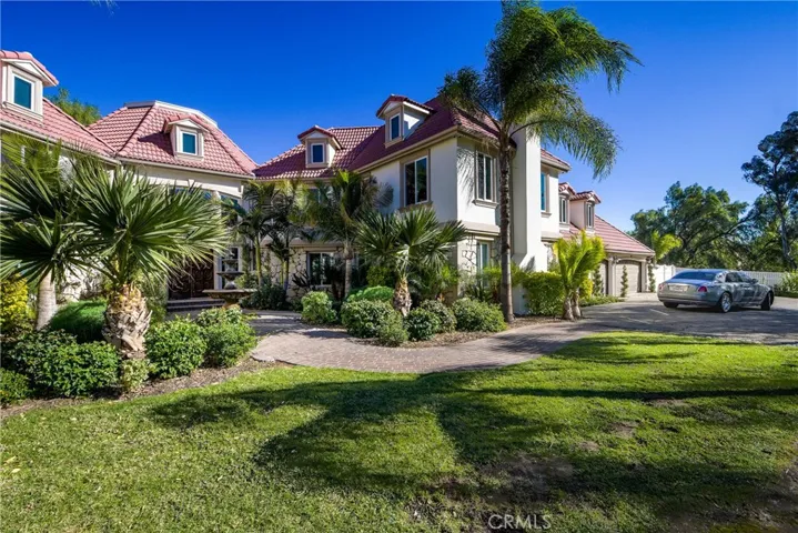 10650 Oakdale Avenue, Chatsworth, California 91311