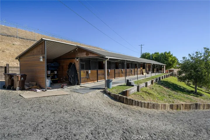 10650 Oakdale Avenue, Chatsworth, California 91311