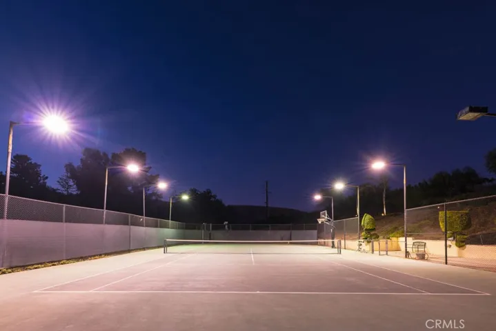 10650 Oakdale Avenue, Chatsworth, California 91311