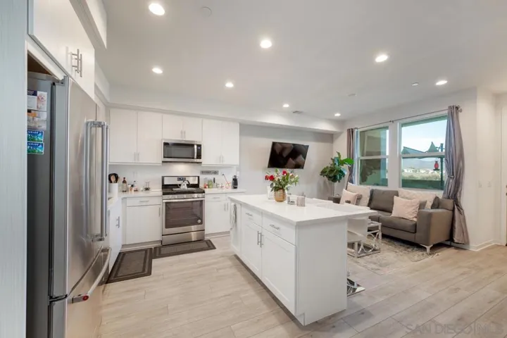 2060 Tango Loop 2, Chula Vista, California 91915
