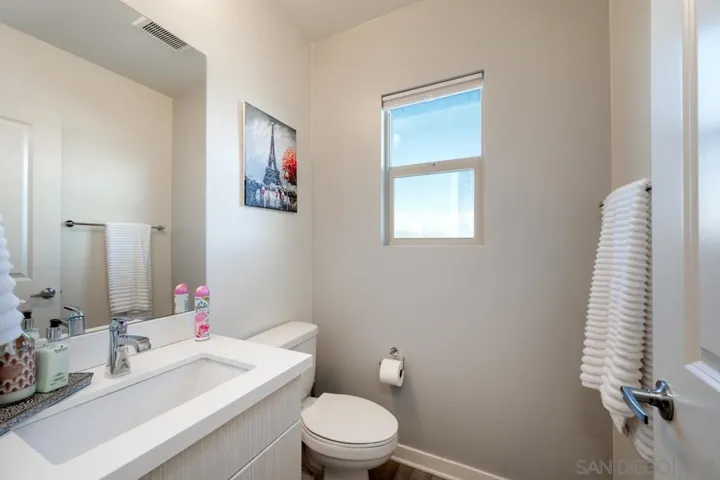2060 Tango Loop 2, Chula Vista, California 91915