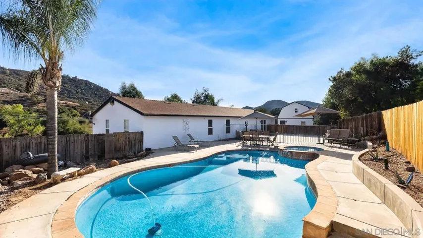 6140 Dehesa Rd, El Cajon, California 92019