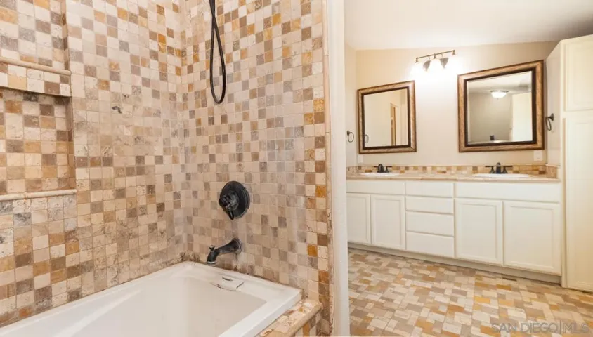 6140 Dehesa Rd, El Cajon, California 92019
