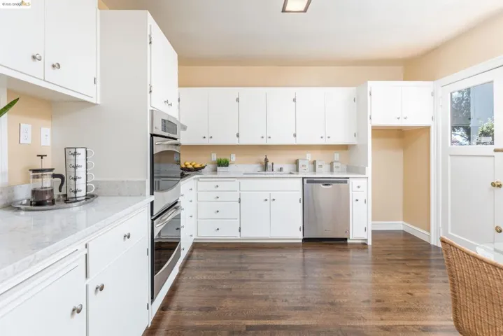 522 Carmel Ave, Albany, California 94706