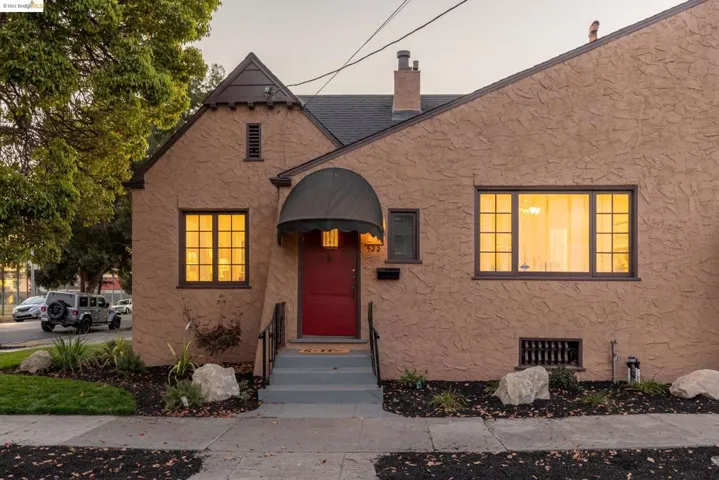 522 Carmel Ave, Albany, California 94706