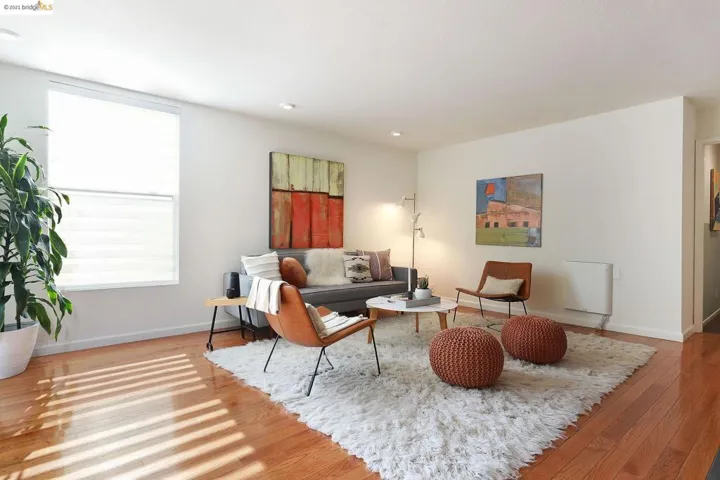 525 Mandana Blvd 102, Oakland, California 94610