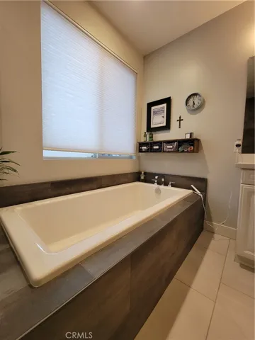 Tub.