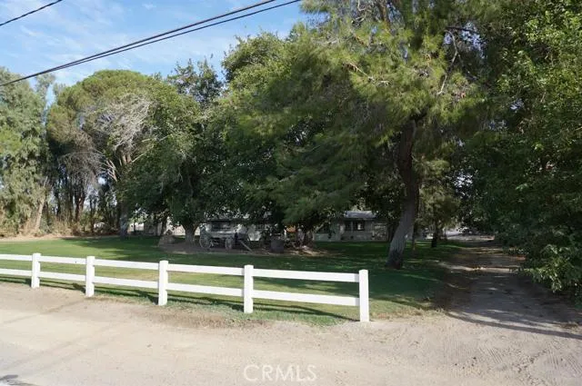 26422 Community Boulevard, Barstow, California 92311