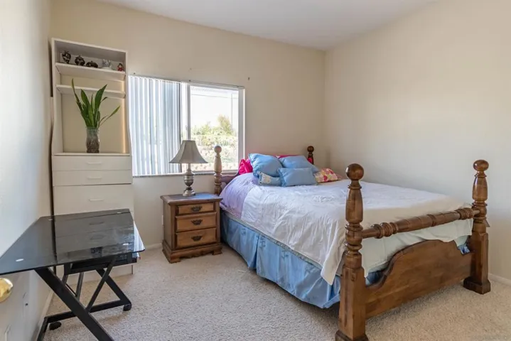 2211 Knollwood Ave, Fallbrook, California 92028