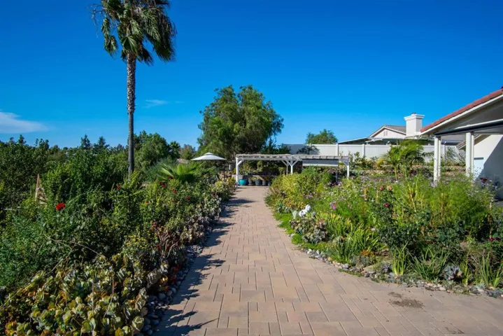 2211 Knollwood Ave, Fallbrook, California 92028