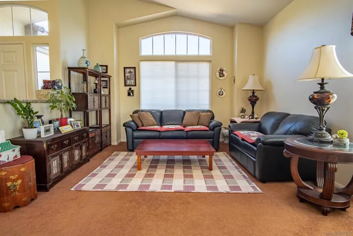 2211 Knollwood Ave, Fallbrook, California 92028