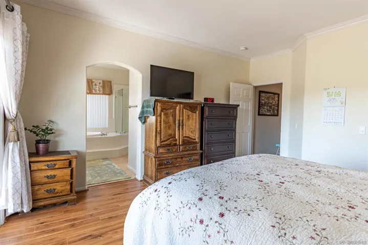 2211 Knollwood Ave, Fallbrook, California 92028