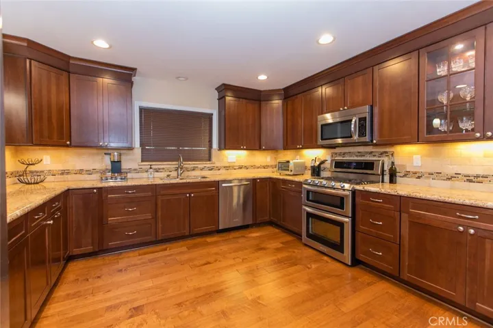 13922 Sunset Drive, Whittier, California 90602