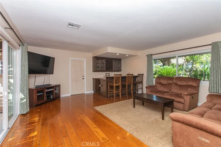 13922 Sunset Drive, Whittier, California 90602