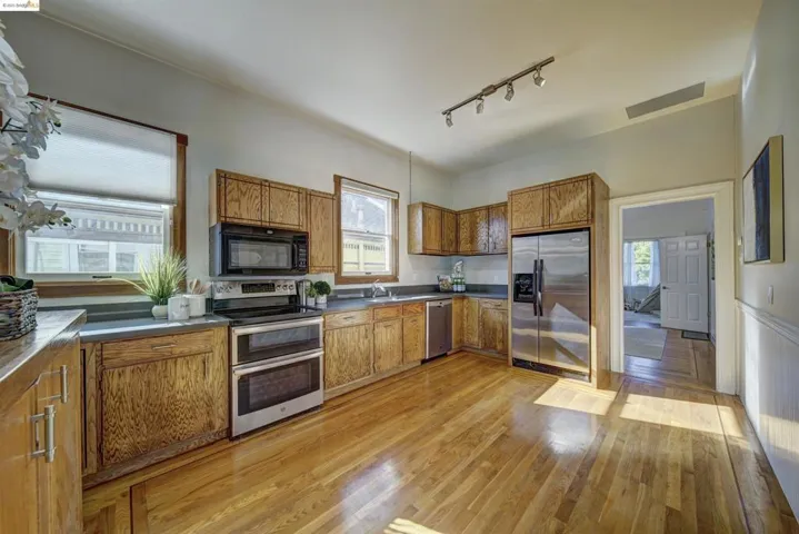 1634 Harmon St, Berkeley, California 94703