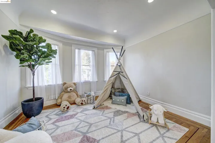 1634 Harmon St, Berkeley, California 94703
