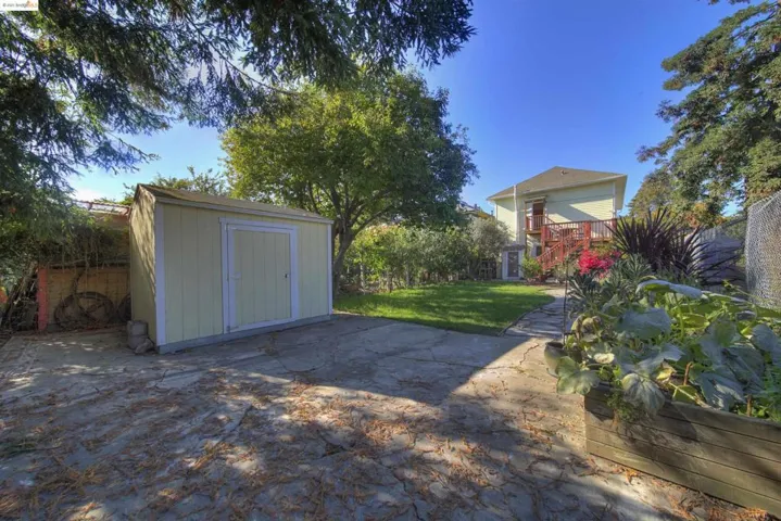 1634 Harmon St, Berkeley, California 94703