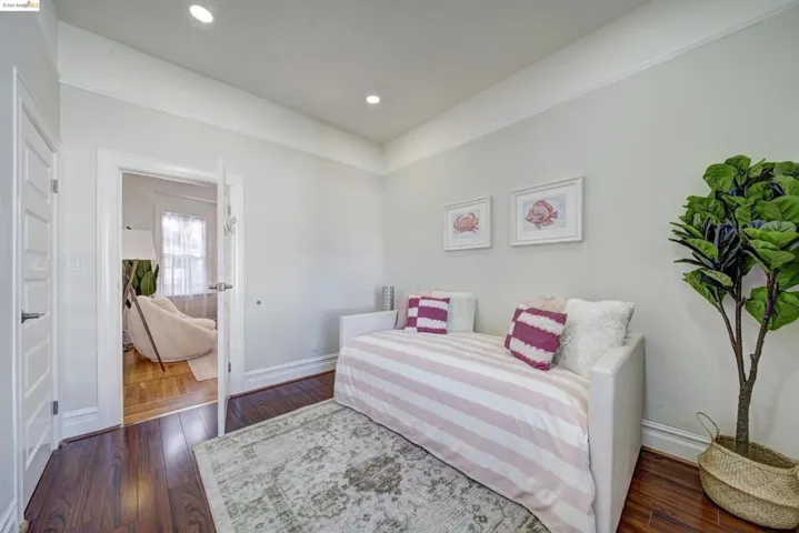 1634 Harmon St, Berkeley, California 94703