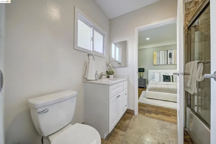 1634 Harmon St, Berkeley, California 94703