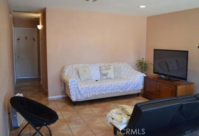 34182 Woods Avenue, Barstow, California 92311