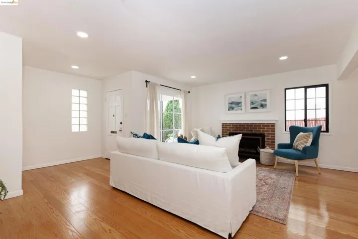 6015 Orchard Ave, Richmond, California 94804