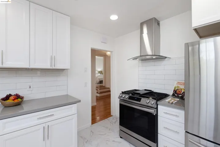 6015 Orchard Ave, Richmond, California 94804