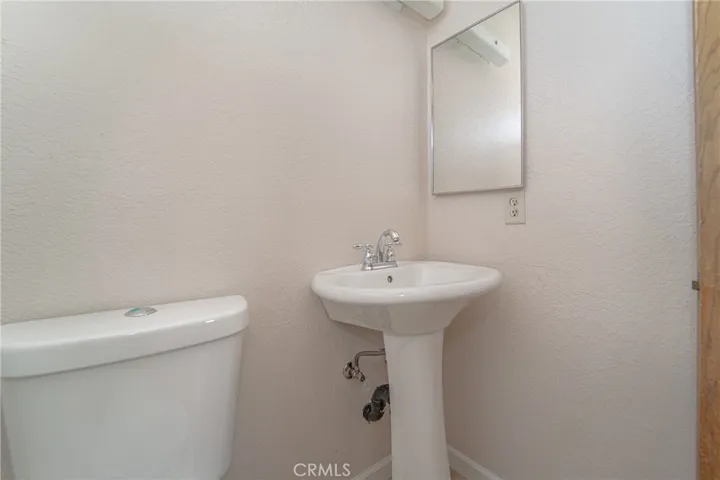 24012 Tahquitz Road, Apple Valley, California 92307