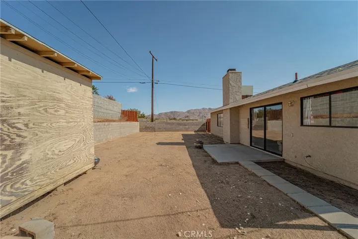 24012 Tahquitz Road, Apple Valley, California 92307