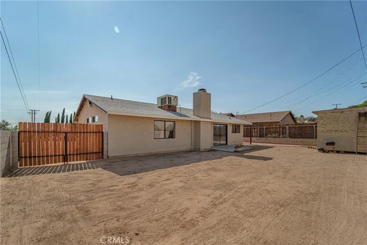 24012 Tahquitz Road, Apple Valley, California 92307