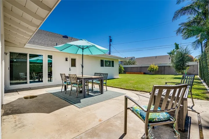 6052 Doyle Drive, Huntington Beach, California 92647