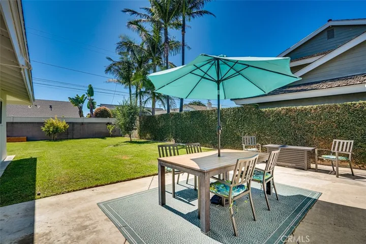 6052 Doyle Drive, Huntington Beach, California 92647