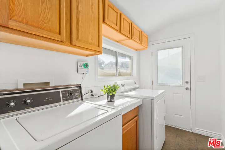 1829 N Brighton Street, Burbank, California 91506