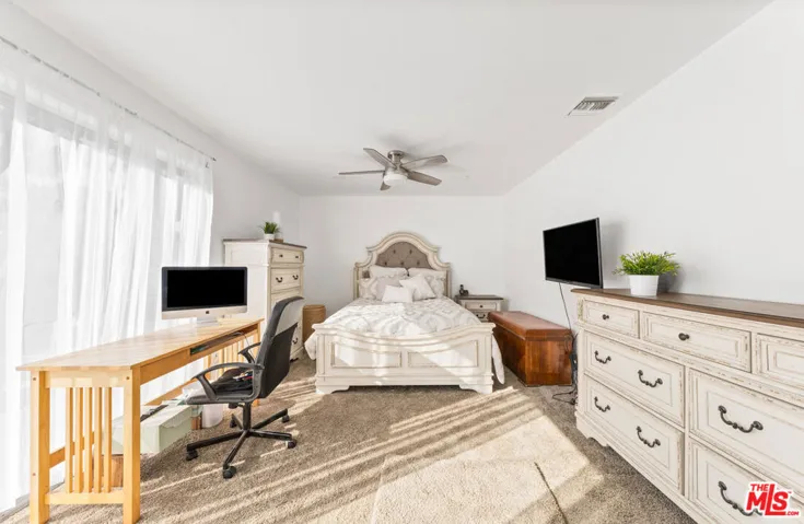 1829 N Brighton Street, Burbank, California 91506