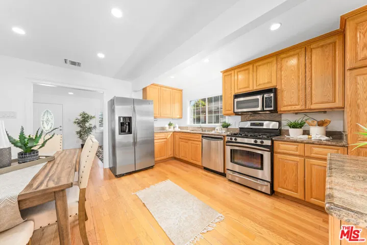 1829 N Brighton Street, Burbank, California 91506