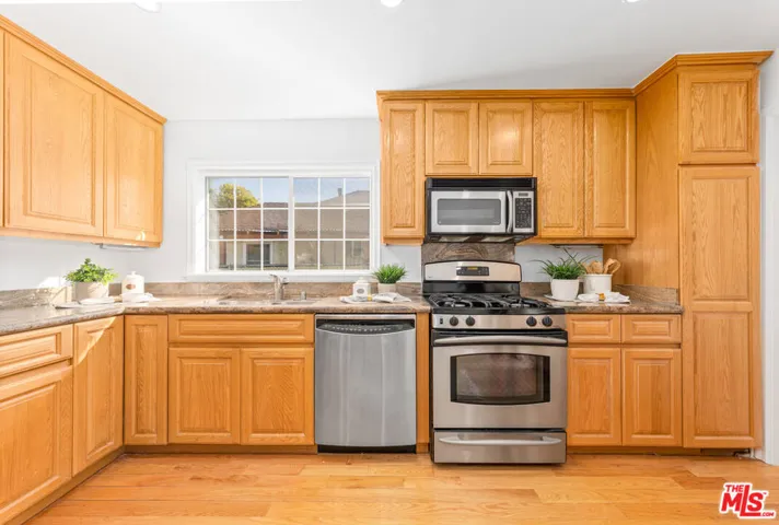 1829 N Brighton Street, Burbank, California 91506