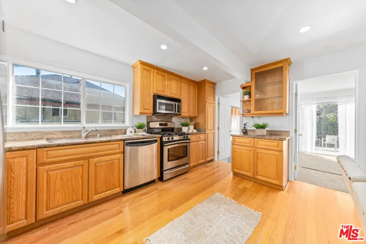 1829 N Brighton Street, Burbank, California 91506