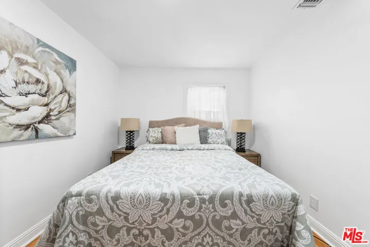 1829 N Brighton Street, Burbank, California 91506