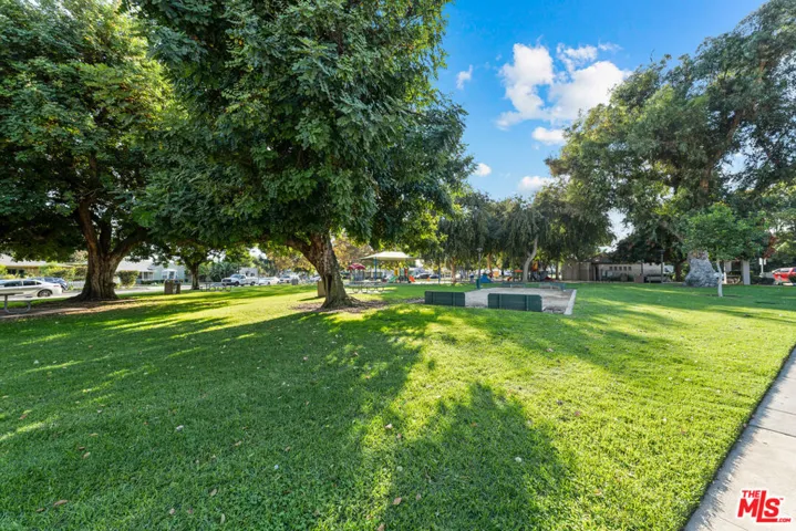 1829 N Brighton Street, Burbank, California 91506