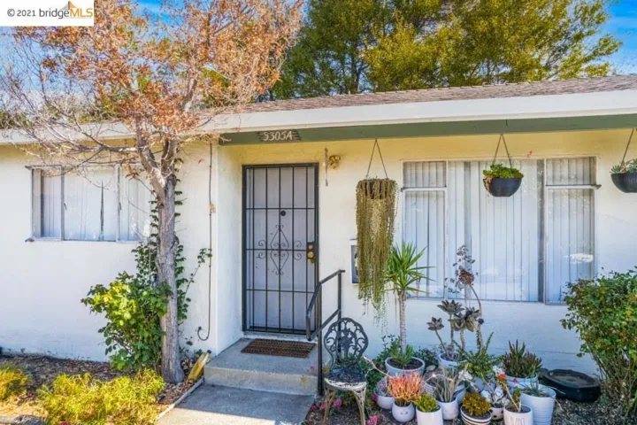 3301 35th Ave, Oakland, California 94619