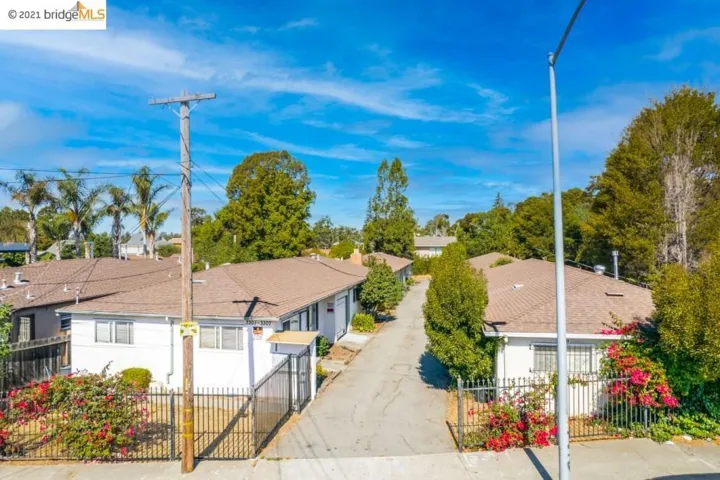 3301 35th Ave, Oakland, California 94619