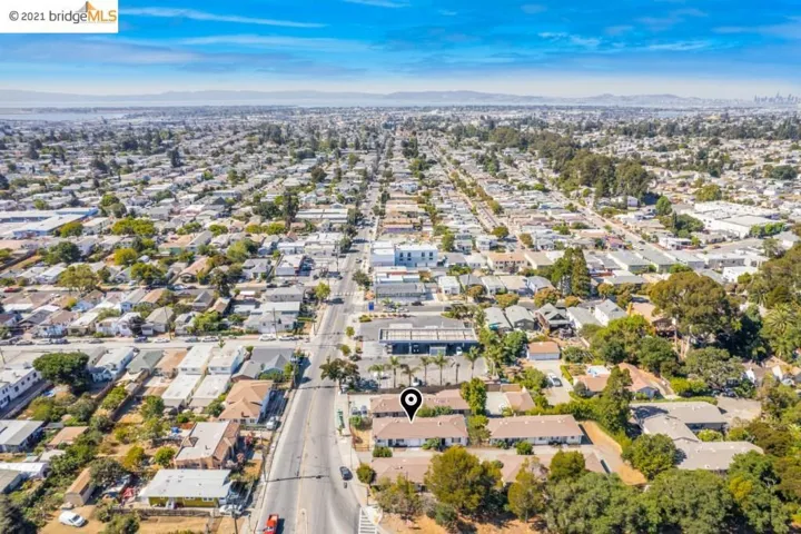 3301 35th Ave, Oakland, California 94619