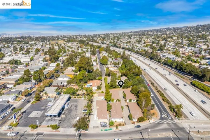 3301 35th Ave, Oakland, California 94619